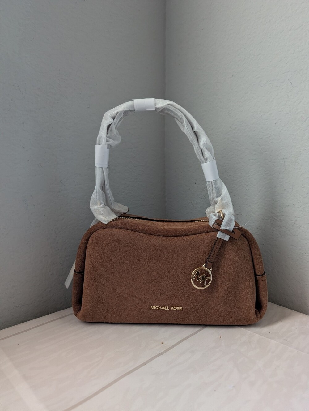 NWT Michael Kors Cecily Small Shoulder Bag In Luggage